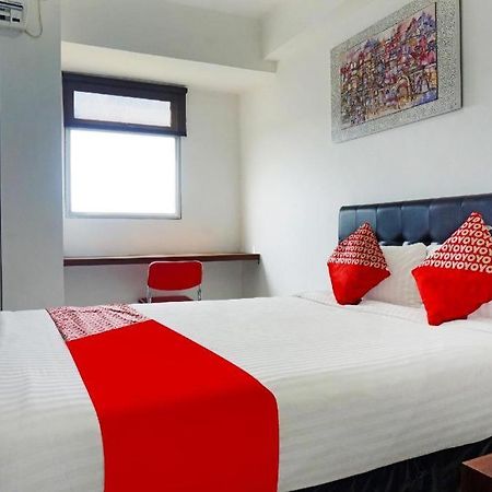 Oyo 91593 San San Rooms Apartment Gunung Putri Square Gunungputri 외부 사진