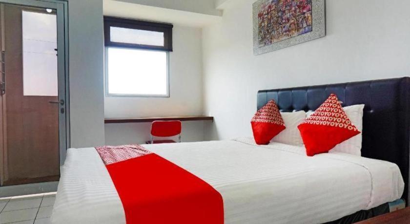 Oyo 91593 San San Rooms Apartment Gunung Putri Square Gunungputri 외부 사진